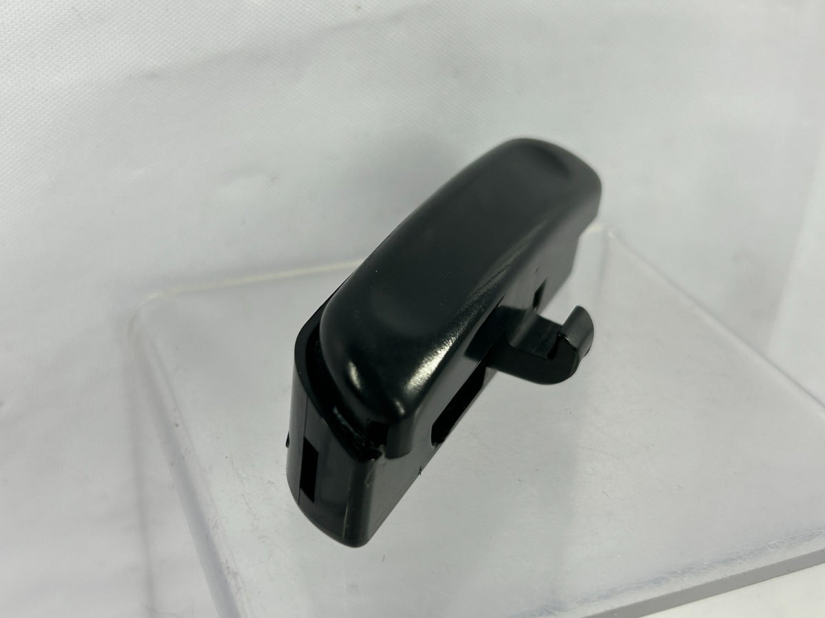 1998-2007 Toyota Land Cruiser Center Console Armrest Lid Latch OEM 58908-60020