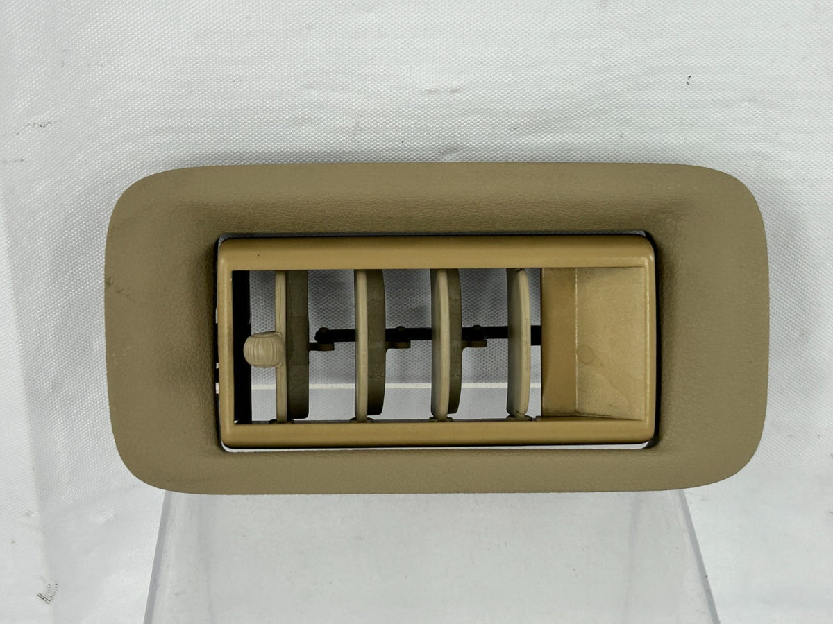 98-03 Toyota Land Cruiser Rear Right Roof AC Heat Air Vent OEM 88570-60070-A0
