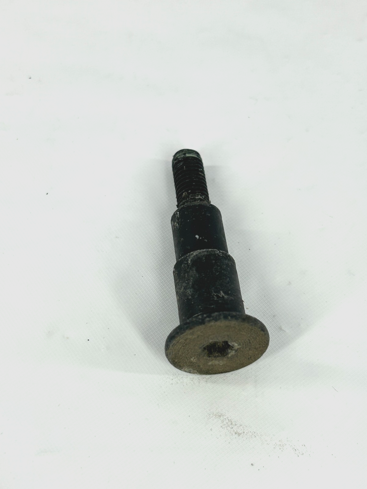 1998-2007 Toyota Land Cruiser Seat Belt Shoulder Anchor Mount Torx Bolts OEM