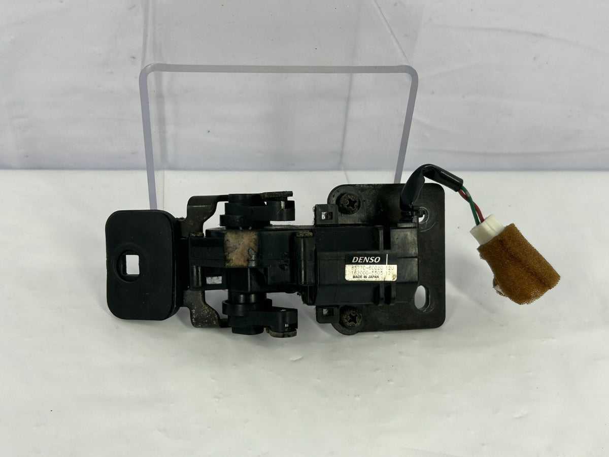 98-07 Toyota Land Cruiser Rear Left Quarter Vent Window Motor OEM 85770-60020