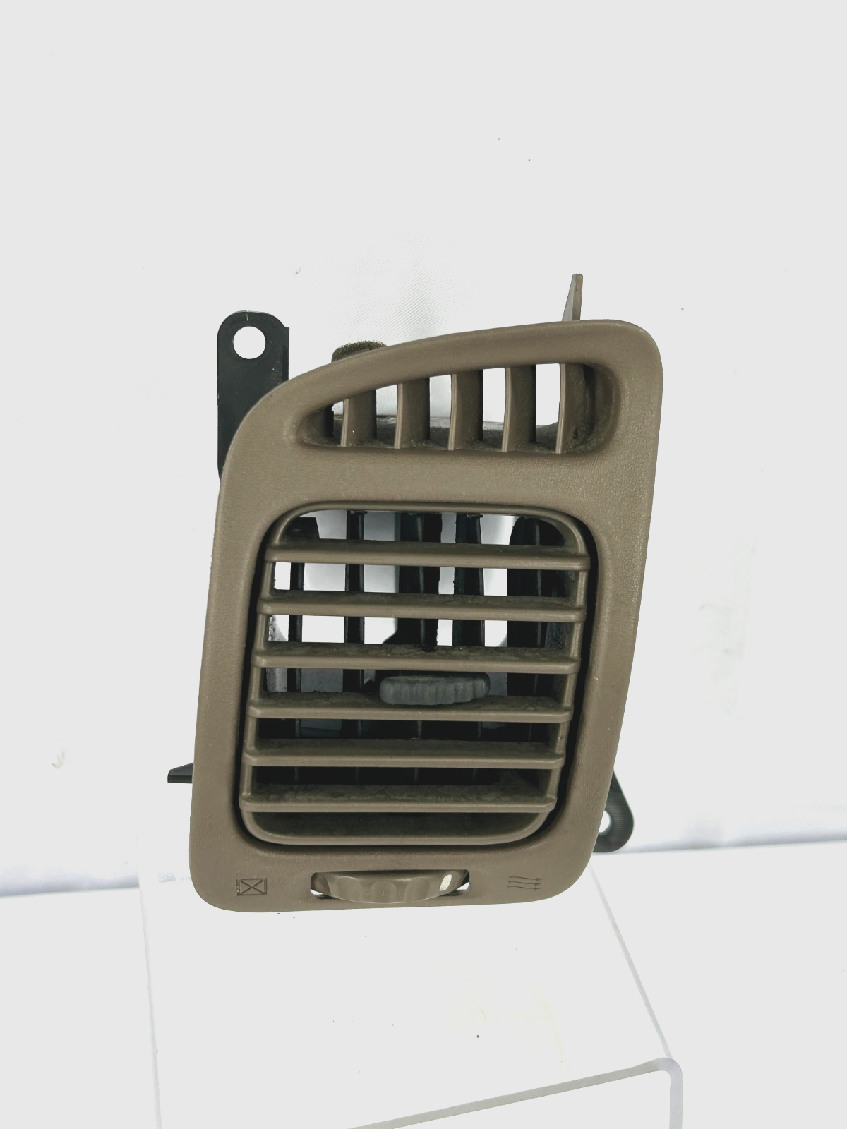 1998-2003 Toyota Land Cruiser Left Dash Outer AC Air Vent Brown OEM 55650-60090