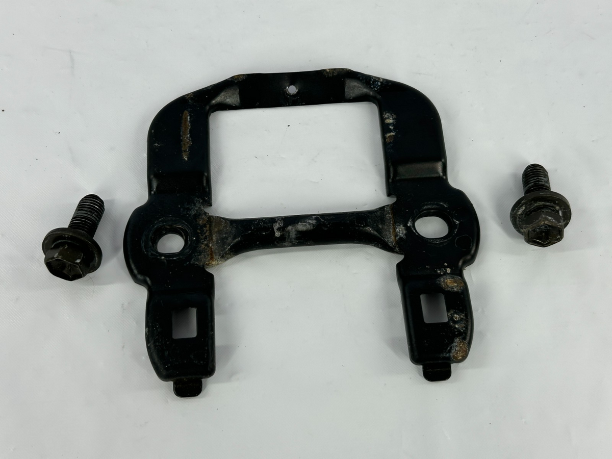 1998-2007 Toyota Land Cruiser Rear Seat Cushion Lock Striker OEM 72607-60040