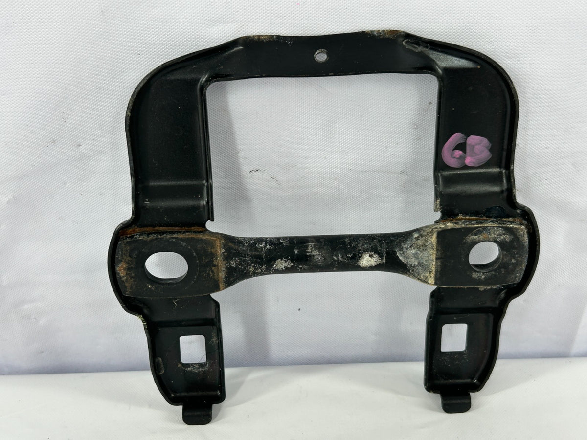 1998-2007 Toyota Land Cruiser Rear Seat Cushion Lock Striker OEM 72607-60040