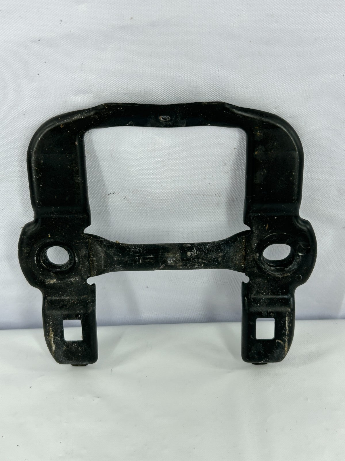 1998-2007 Toyota Land Cruiser Rear Seat Cushion Lock Striker OEM 72607-60040