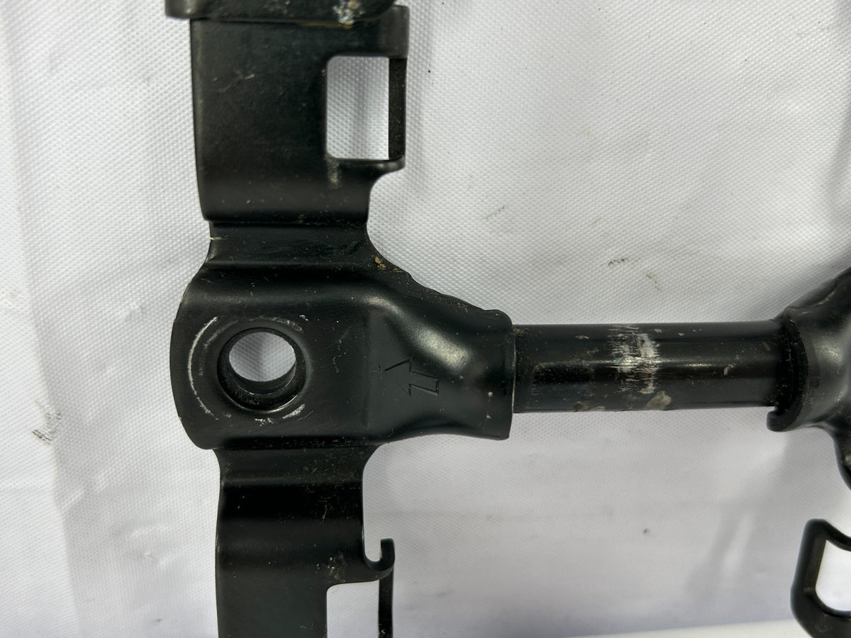1998-2007 Toyota Land Cruiser Rear Seat Cushion Lock Striker OEM 72607-60020