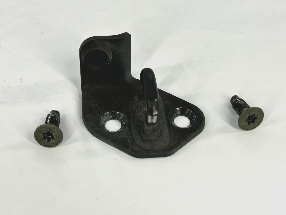 98-07 Toyota Land Cruiser Right Back Door Latch Striker Plate OEM 69450-60021