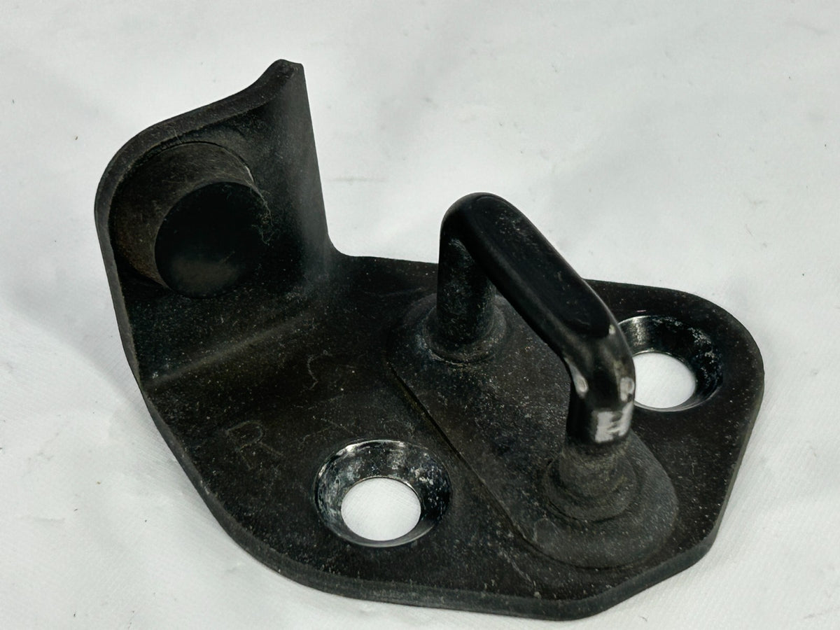 98-07 Toyota Land Cruiser Right Back Door Latch Striker Plate OEM 69450-60021