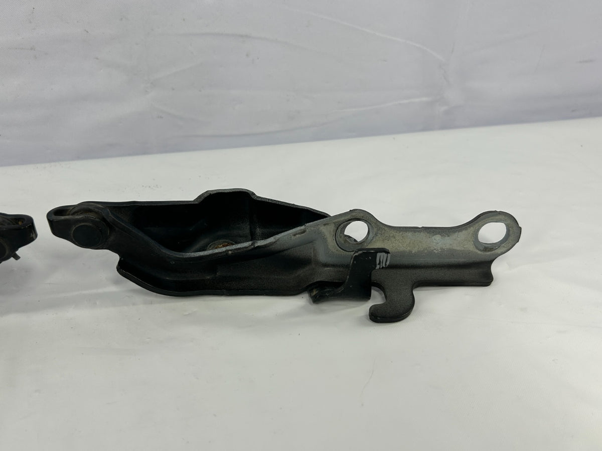98-07 Toyota Land Cruiser Front LH & RH Engine Hood Hinges Pair OEM 53410-60050