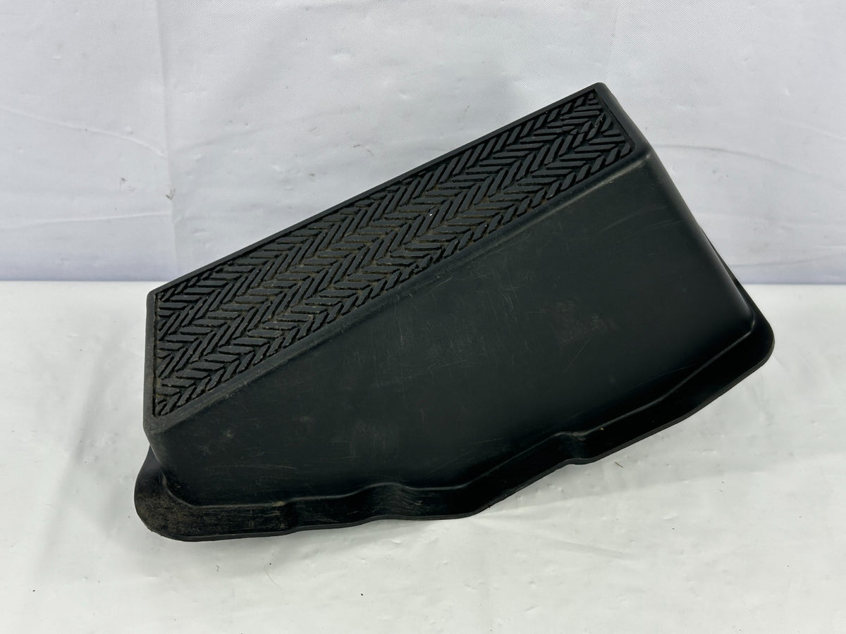 98-02 Toyota Land Cruiser Front Left Driver Side Floor Footrest OEM 58192-60040
