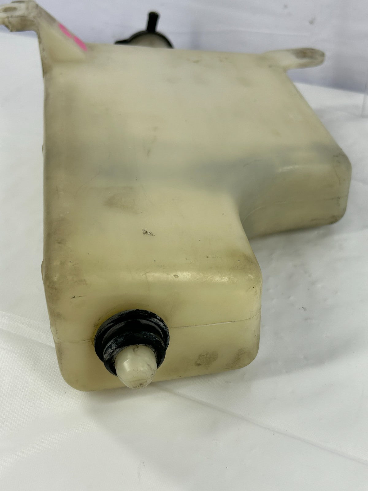 1998-2007 Toyota Land Cruiser Radiator Coolant Overflow Tank OEM 16470-50100