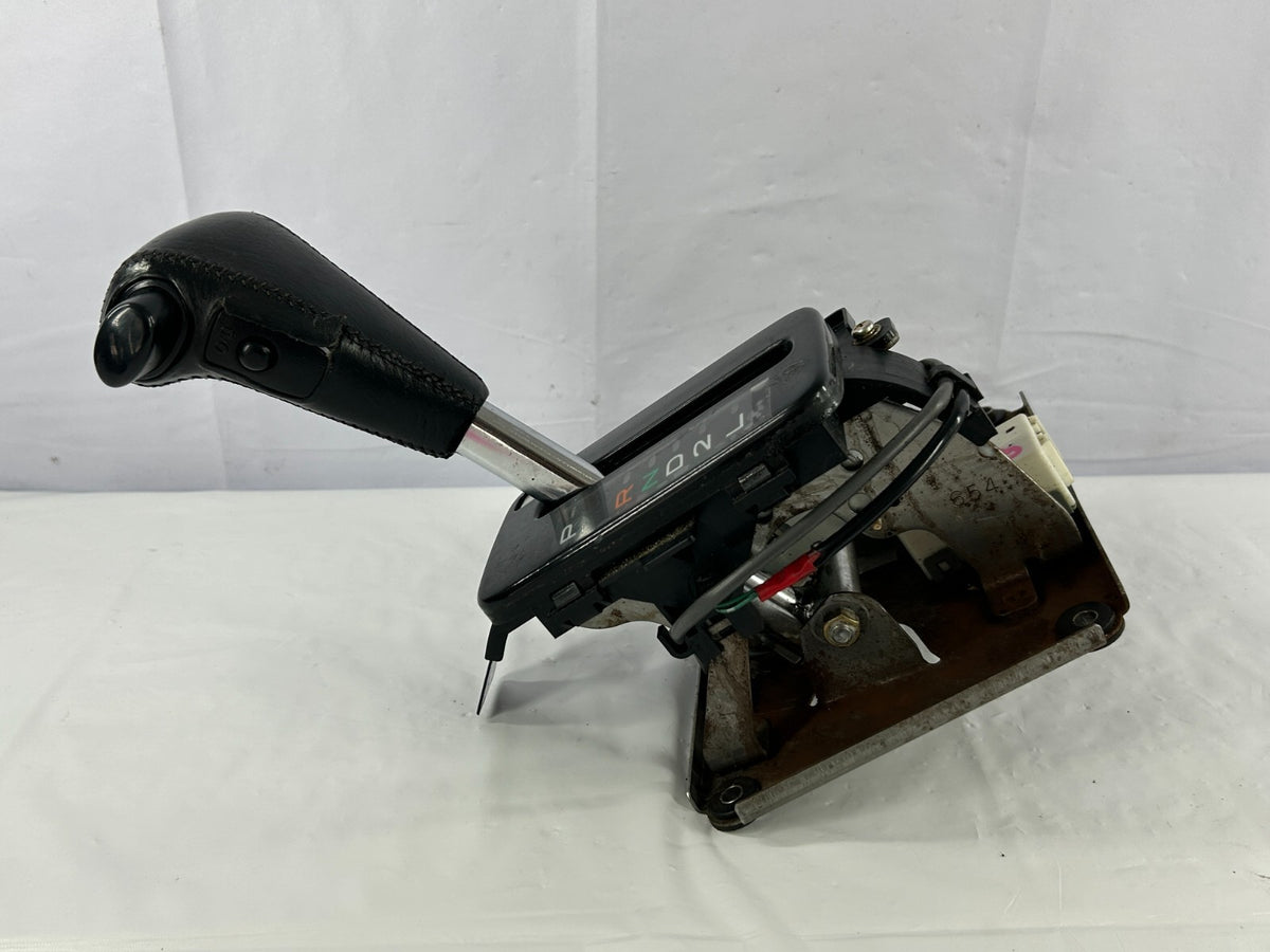 98-03 Toyota Land Cruiser Auto Transmission Shift Lever Assembly OEM 35921-60180