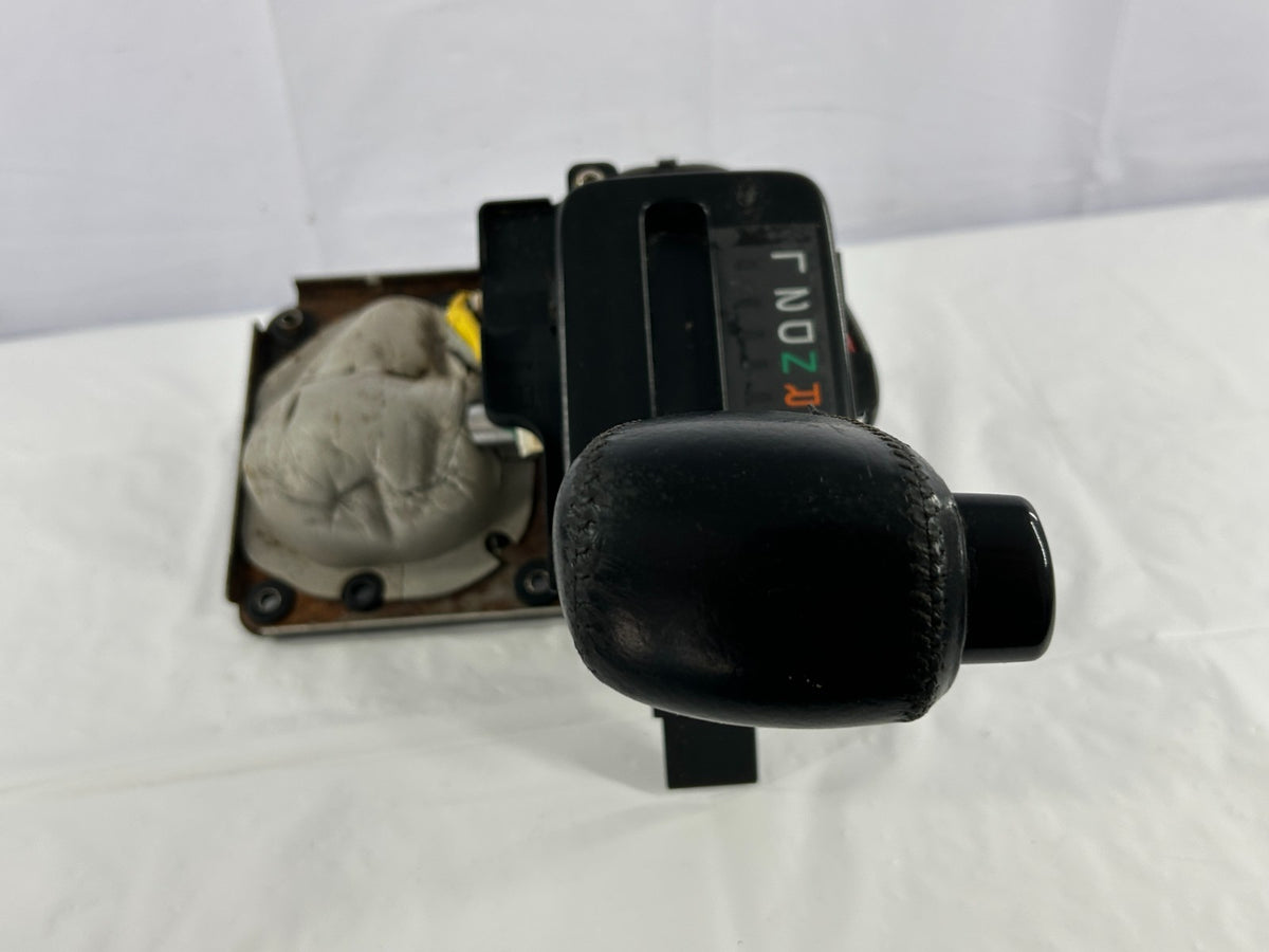 98-03 Toyota Land Cruiser Auto Transmission Shift Lever Assembly OEM 35921-60180