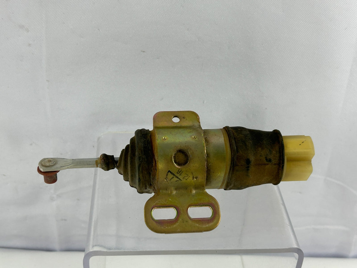 88-90 Toyota Land Cruiser Front Right Door Lock Actuator Solenoid OEM 8545090A04