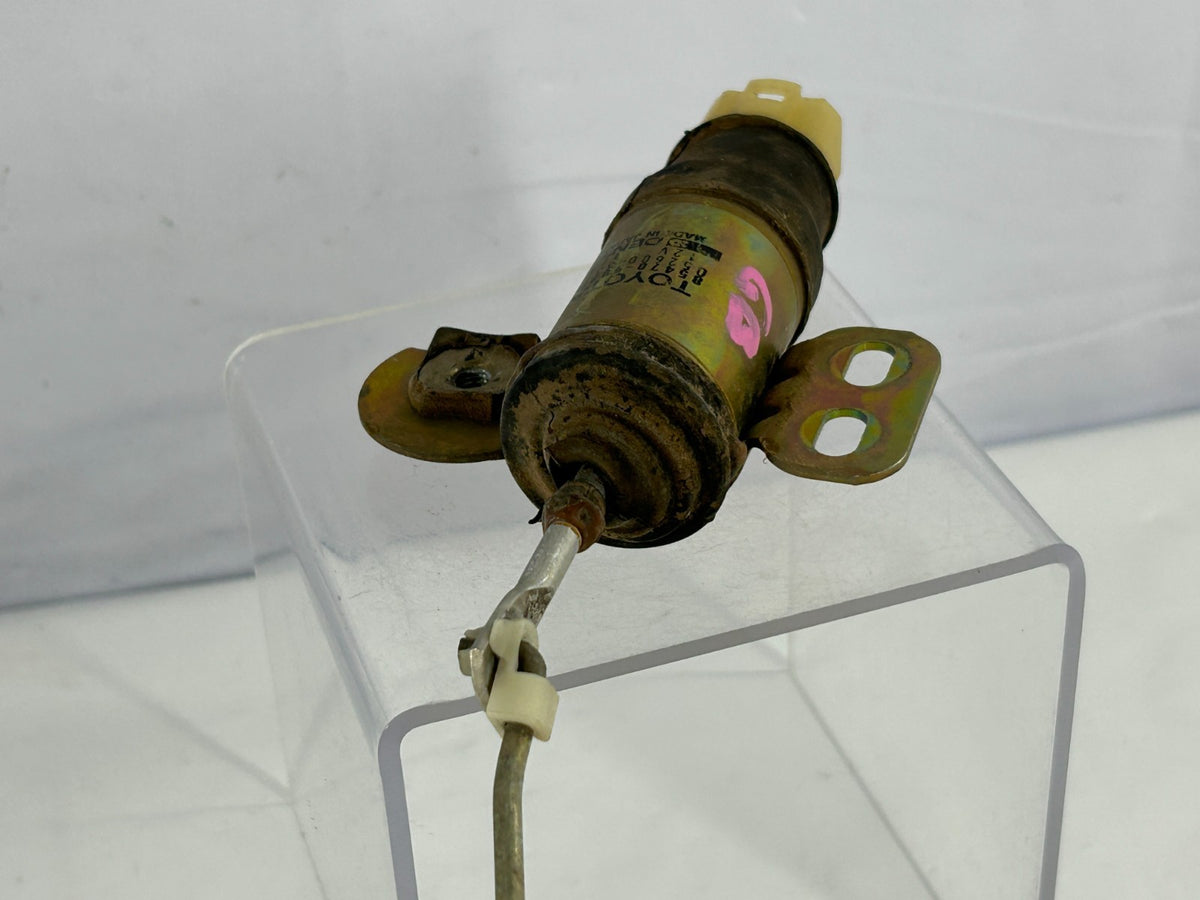 88-90 Toyota Land Cruiser Rear Right Door Lock Actuator Solenoid OEM 85470-90A02