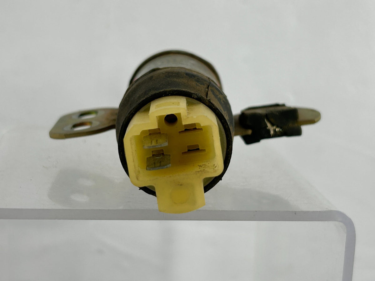88-90 Toyota Land Cruiser Rear Right Door Lock Actuator Solenoid OEM 85470-90A02