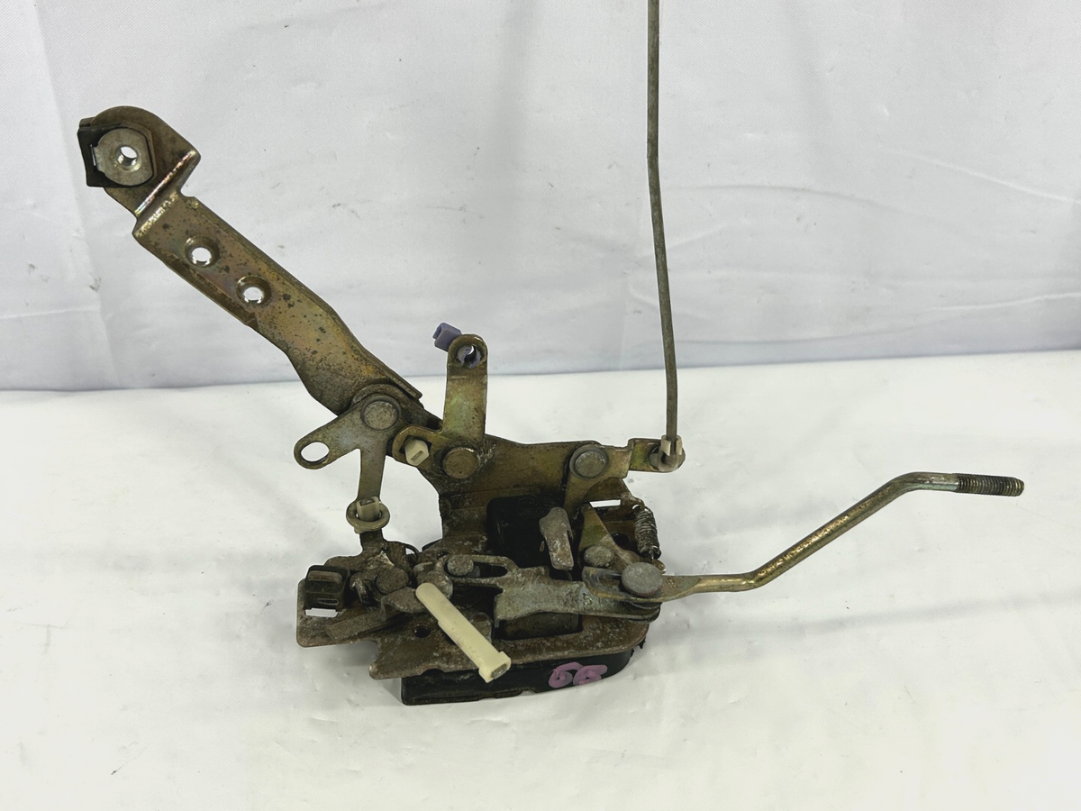 88-90 Toyota Land Cruiser Front Left Door Lock Latch Assembly OEM 69320-90A02