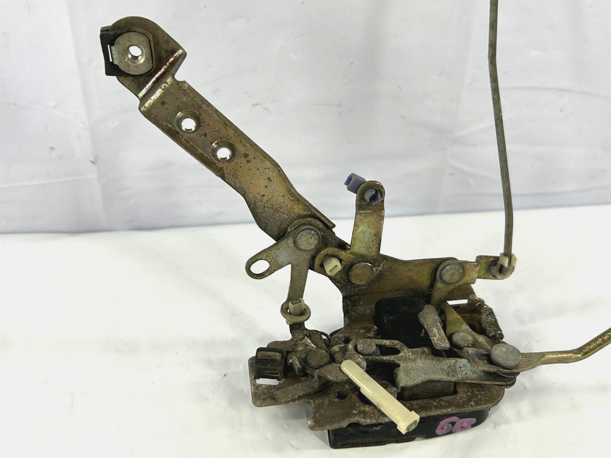 88-90 Toyota Land Cruiser Front Left Door Lock Latch Assembly OEM 69320-90A02