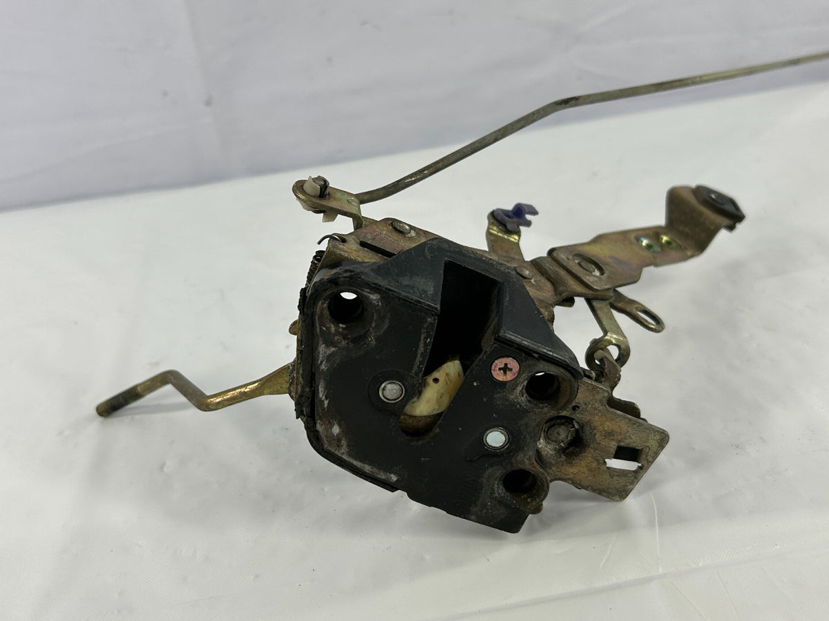 88-90 Toyota Land Cruiser Front Left Door Lock Latch Assembly OEM 69320-90A02