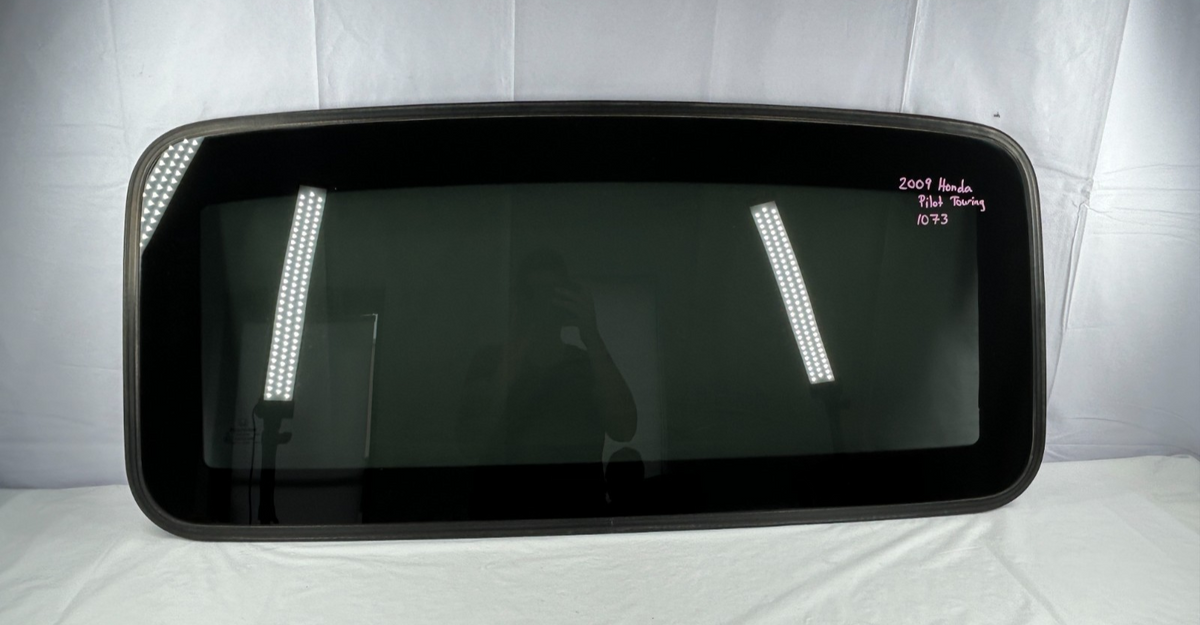 09-15 Honda Pilot Touring Sunroof Moonroof Roof Window Glass OEM 70200-SZA-A02