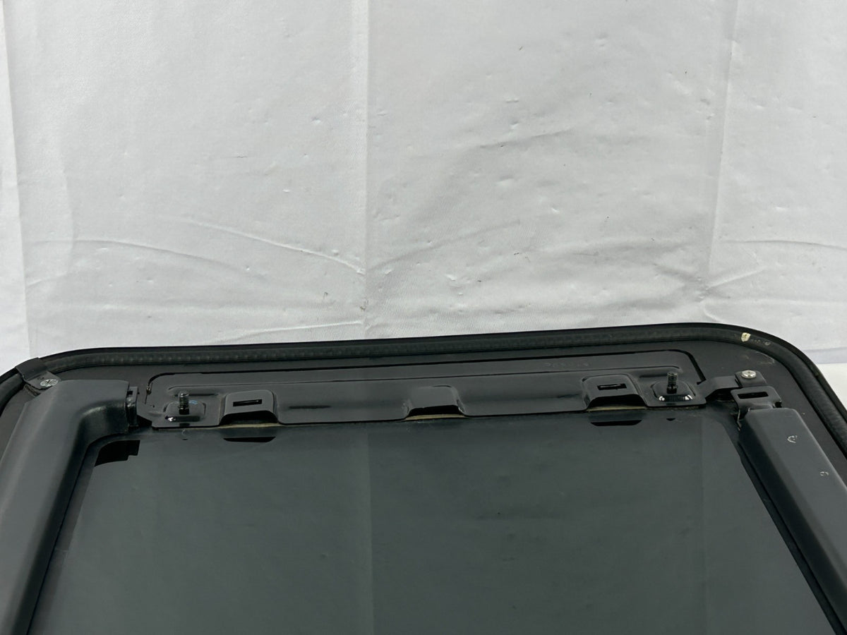 1998-2001 Lexus LX470 Sunroof Moonroof Roof Window Glass Panel OEM 63201-60063
