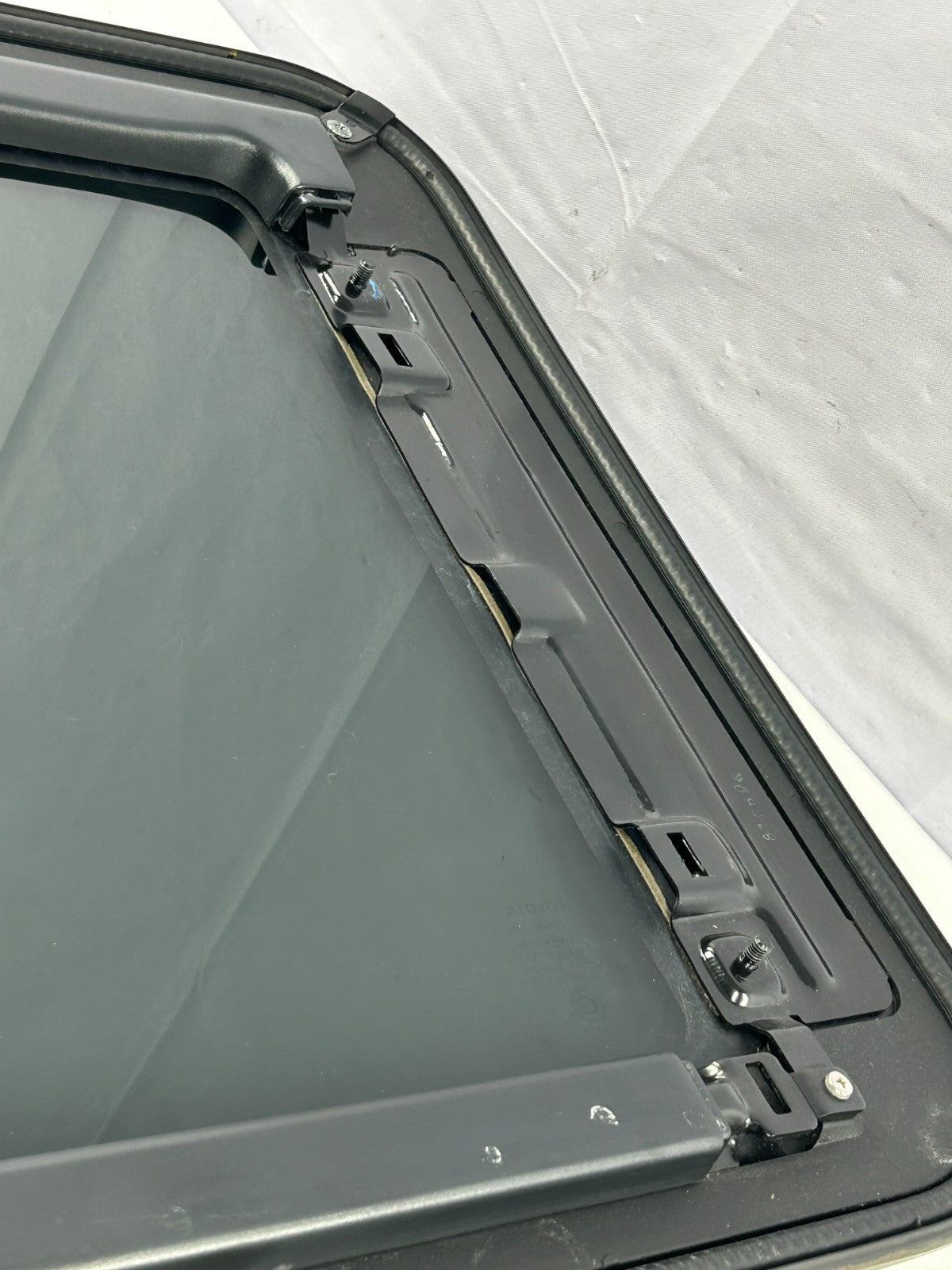 1998-2001 Lexus LX470 Sunroof Moonroof Roof Window Glass Panel OEM 63201-60063