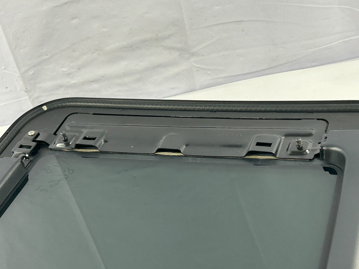1998-2001 Lexus LX470 Sunroof Moonroof Roof Window Glass Panel OEM 63201-60063