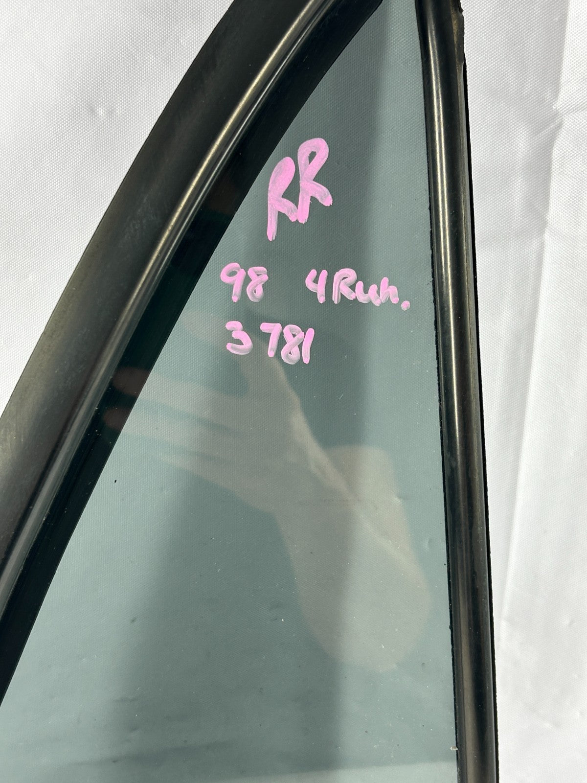 96-02 Toyota 4Runner Rear Right Door Quarter Vent Window Glass OEM 68123-35040