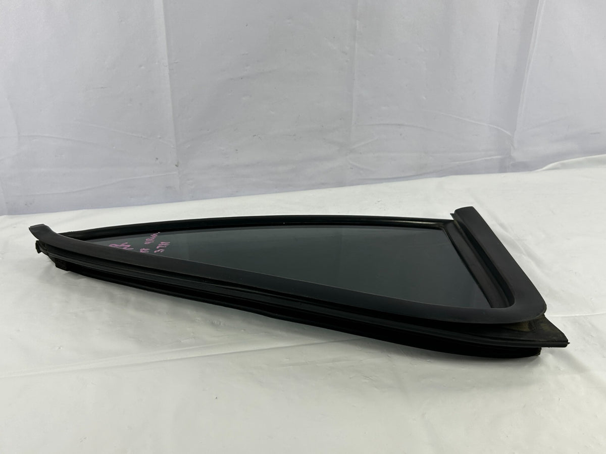 96-02 Toyota 4Runner Rear Right Door Quarter Vent Window Glass OEM 68123-35040