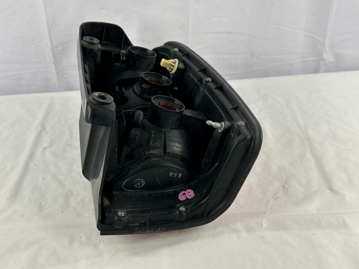1996-2001 Toyota 4Runner Rear Left Driver Side Tail Light Lamp OEM 81560-35120