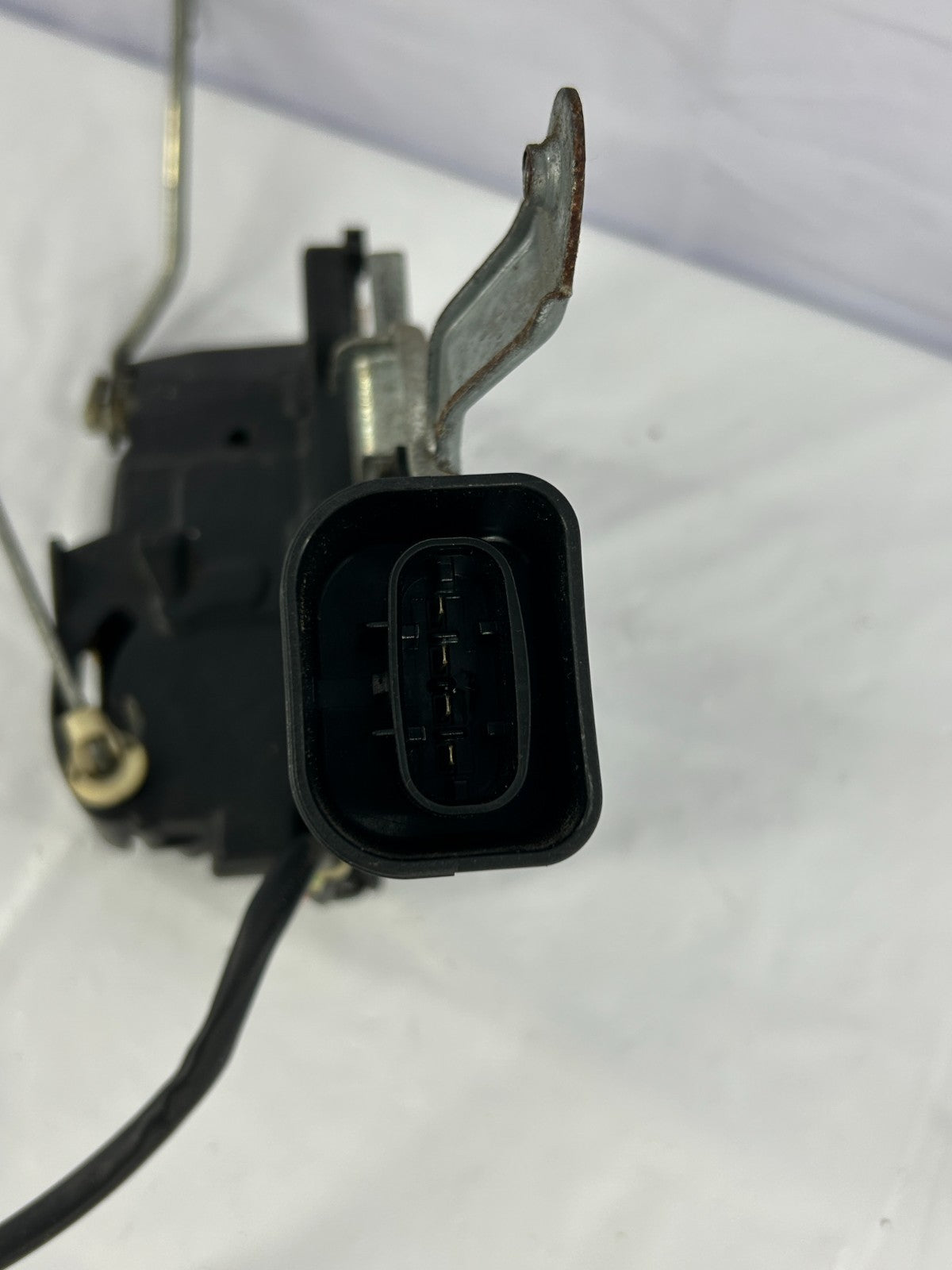 1997-1999 Toyota 4Runner Front Right Door Lock Latch Actuator OEM 69310-35460