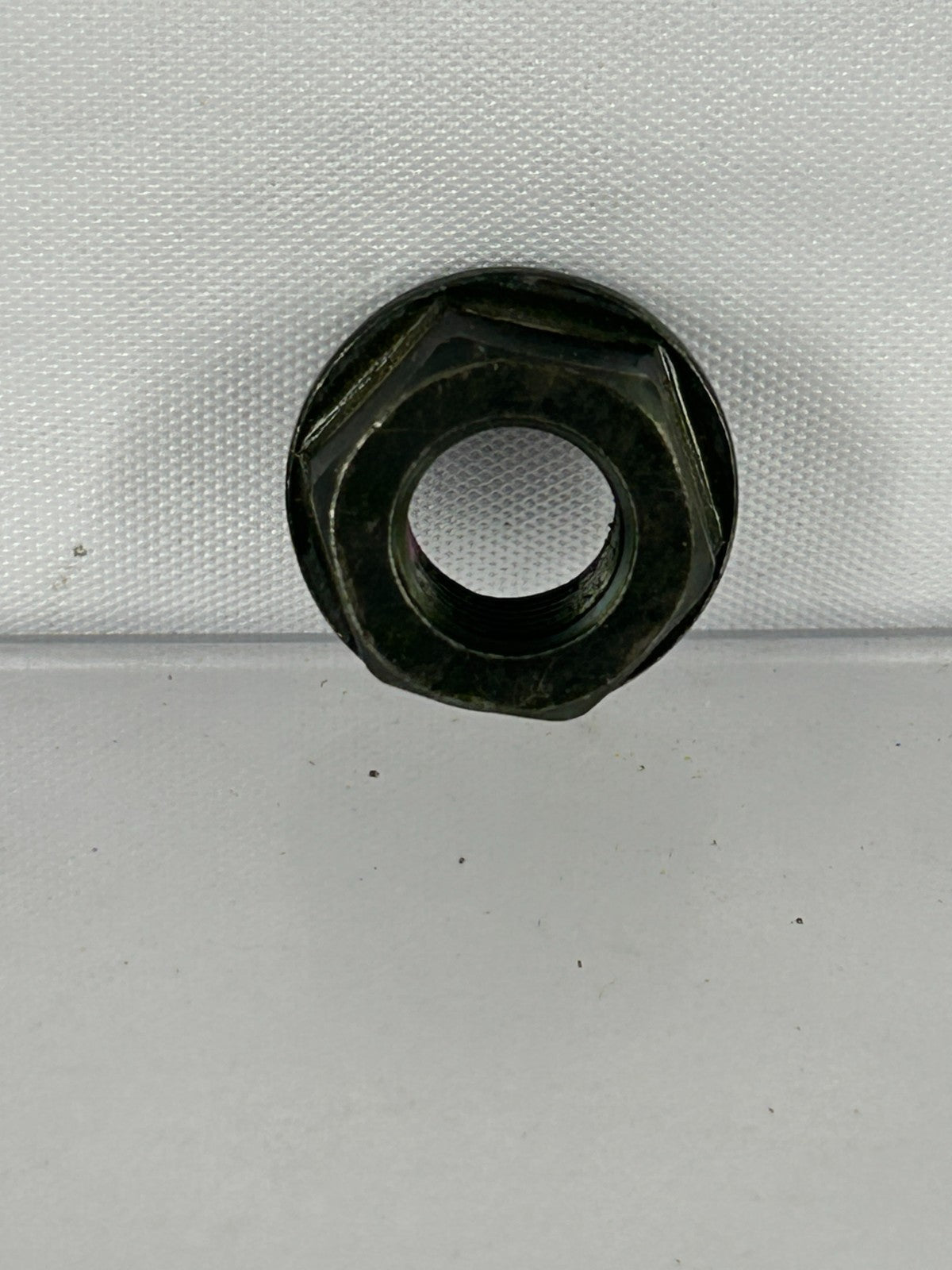 2000-2006 Toyota Tundra Steering Wheel Center Lock Nut Flange OEM 90179-12071