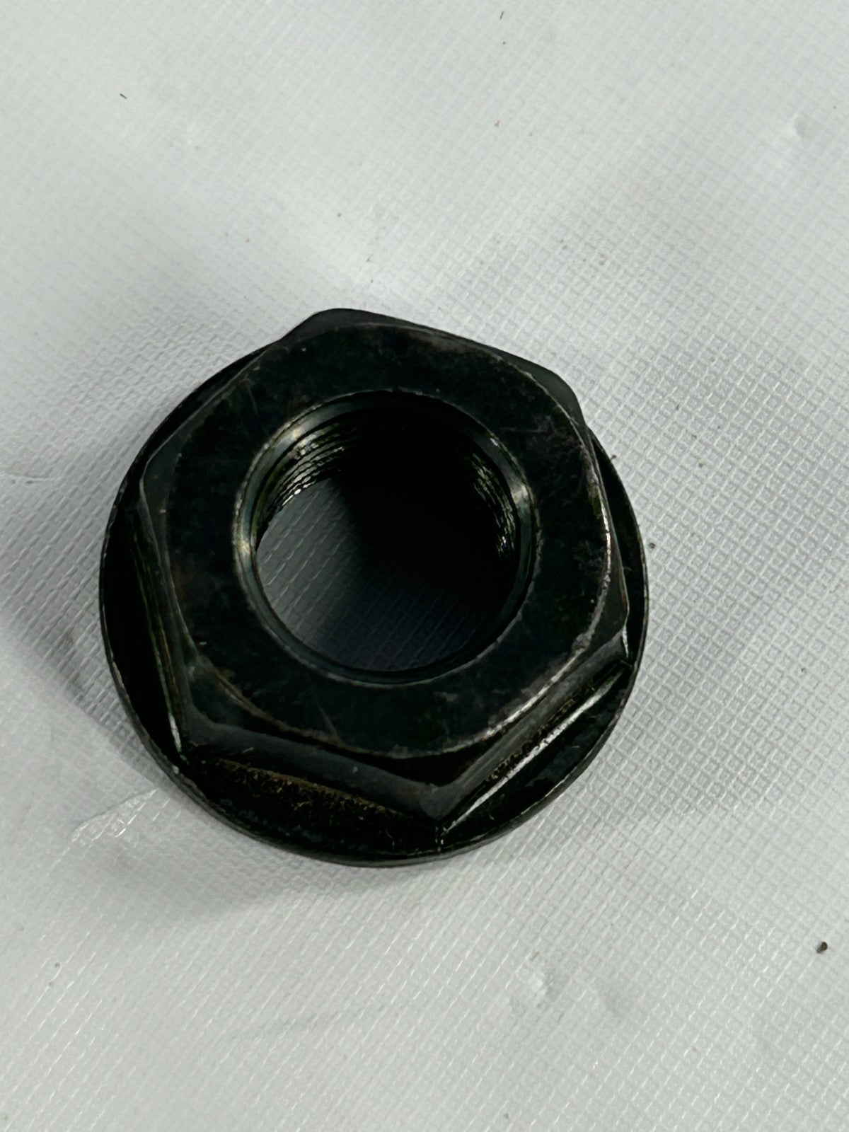 2000-2006 Toyota Tundra Steering Wheel Center Lock Nut Flange OEM 90179-12071
