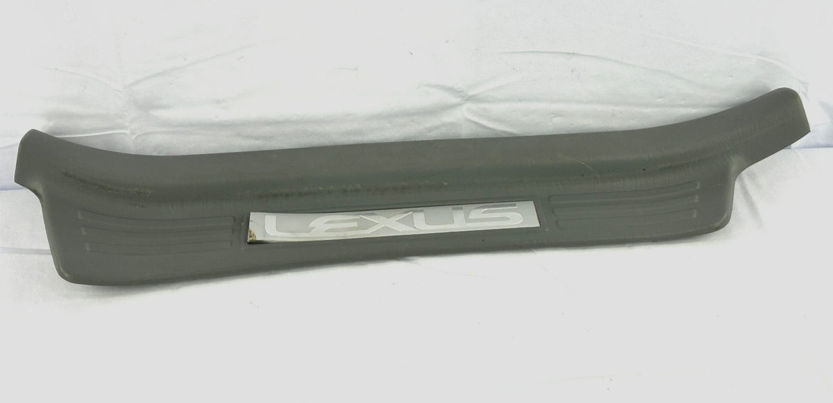 98-03 Lexus LX470 Rear Right Door Sill Outer Scuff Plate Trim OEM 67918-60040
