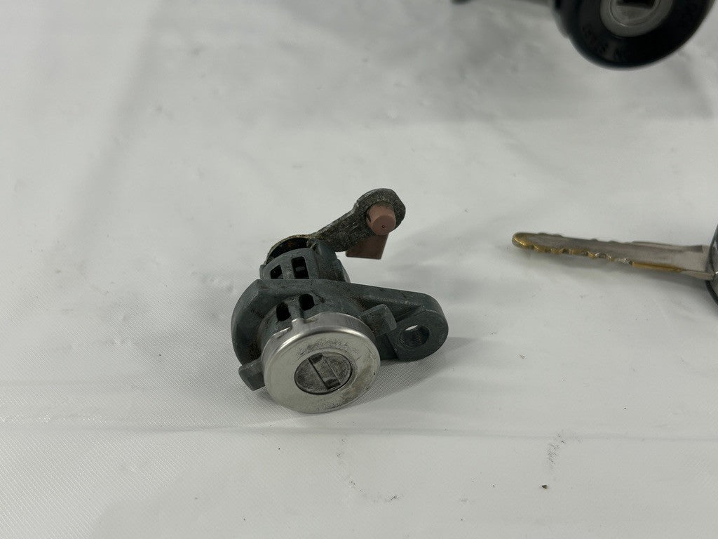 2007-2011 Mazda CX-9 Ignition Switch Lock with Immobilizer Key OEM GP7A-66-151